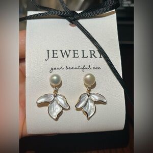 925 Silver Needle Flower Earrings - 14K Gold Plated